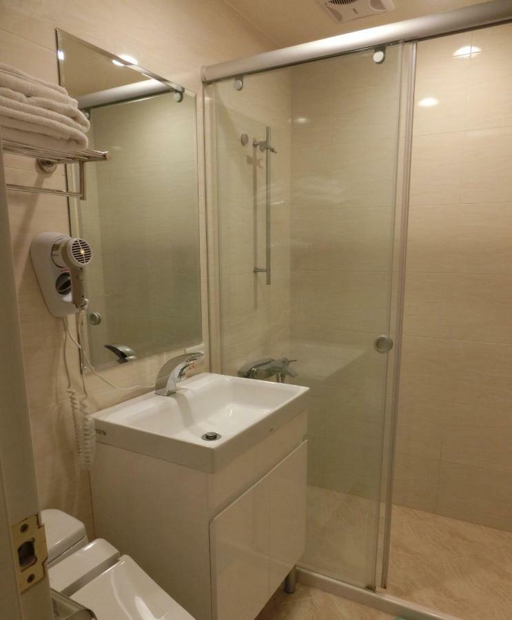 Greeninn Hotel Taipei Extérieur photo